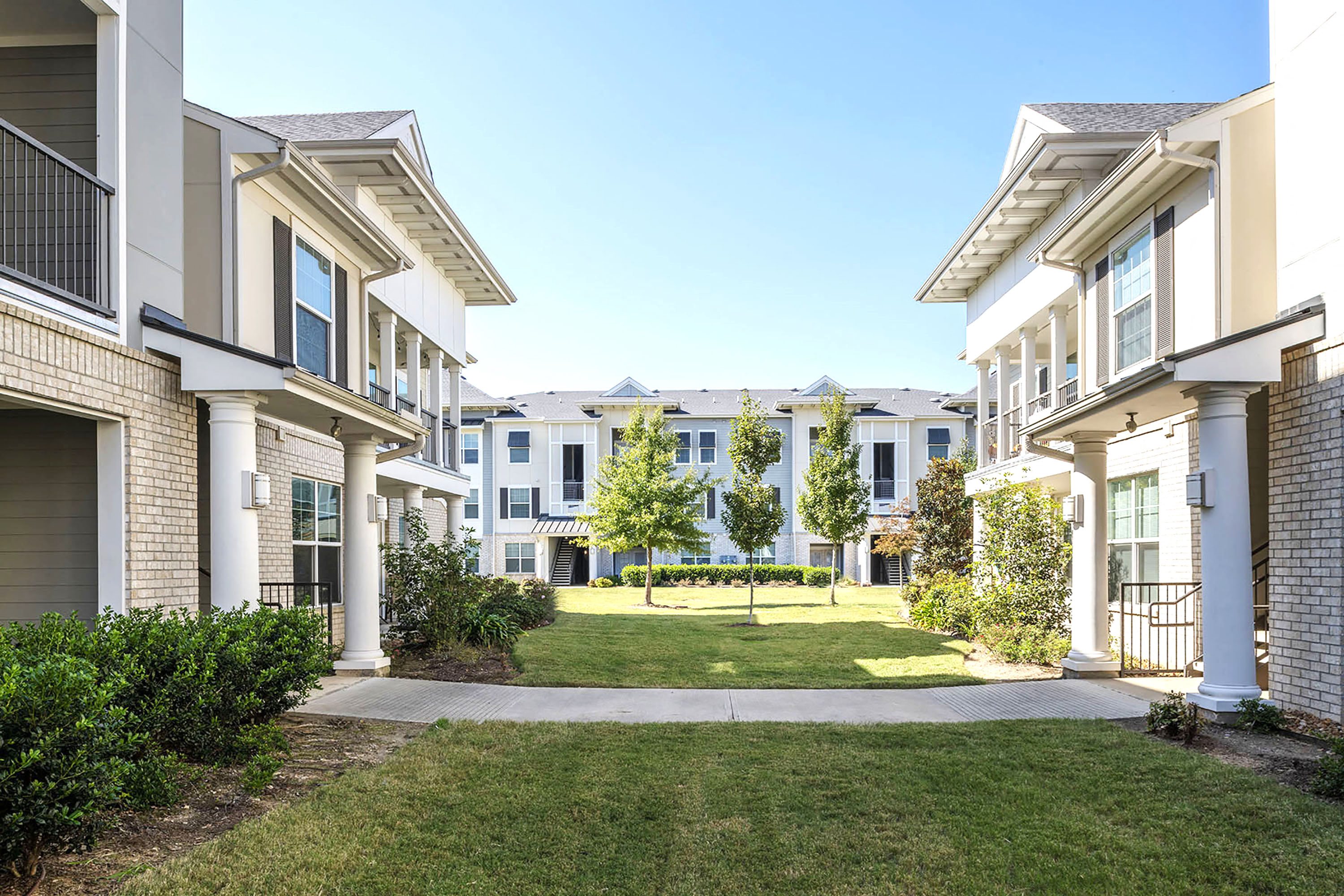 Robley Place Apartments in Lafayette, LA